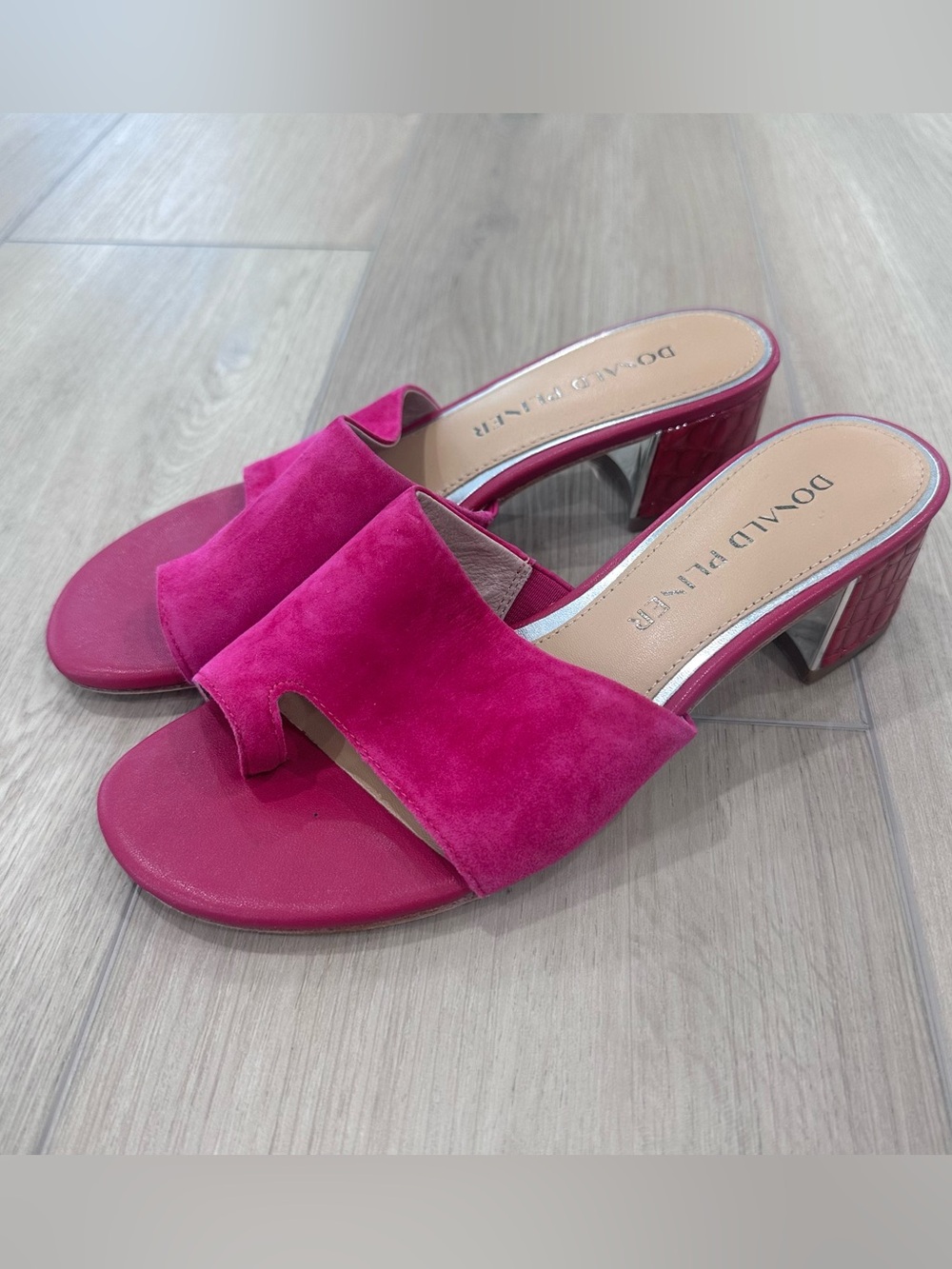 Donald J Pliner Melrose pink suede slide sandals heeled size 6
